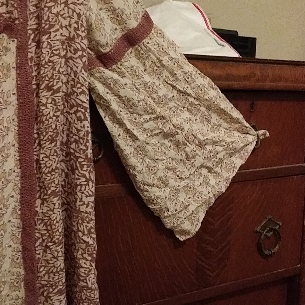 Dress - Picture 4 of 4